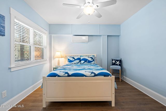 314 NE 61st Street, Oak Island, NC 28465