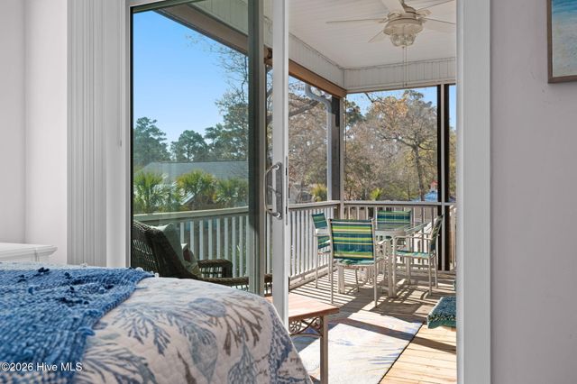 314 NE 61st Street, Oak Island, NC 28465