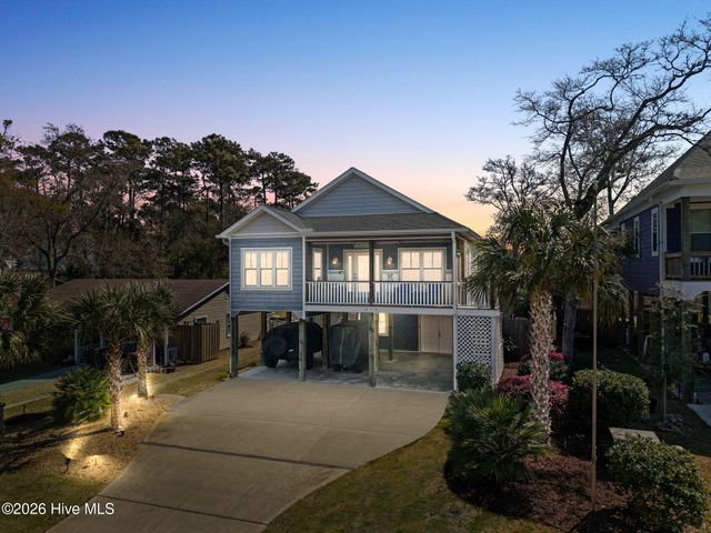 314 NE 61st Street, Oak Island, NC 28465
