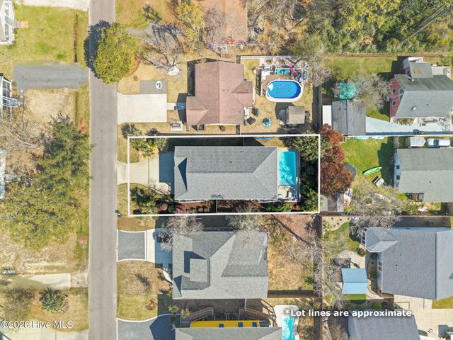 314 NE 61st Street, Oak Island, NC 28465