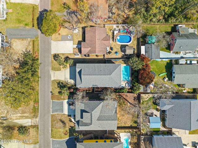 314 NE 61st Street, Oak Island, NC 28465