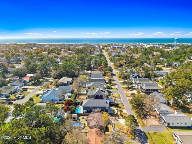 314 NE 61st Street, Oak Island, NC 28465