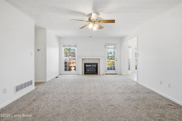 359 S Peak Ave, Shepherdsville, KY 40165