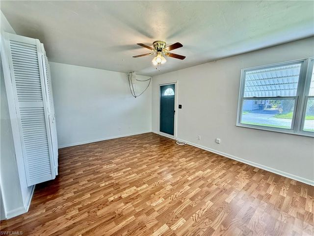 36 Heath Aster LN, Lehigh Acres, FL 33936