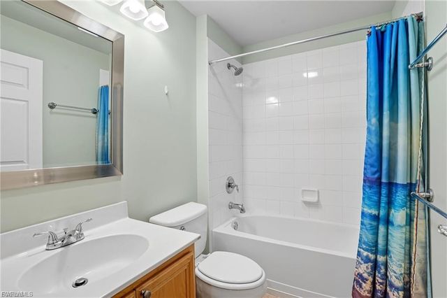 2427 Woodbourne PL, Cape Coral, FL 33991