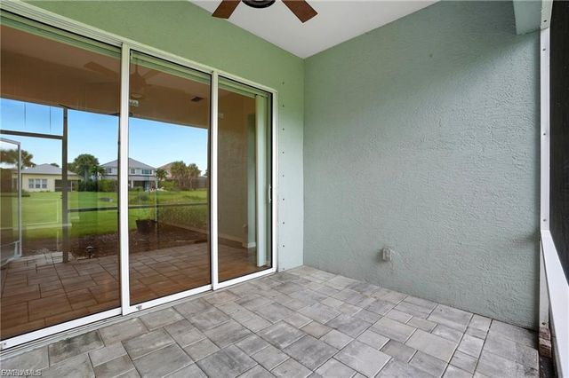 2427 Woodbourne PL, Cape Coral, FL 33991