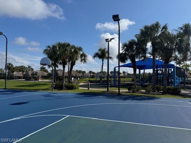 2427 Woodbourne PL, Cape Coral, FL 33991