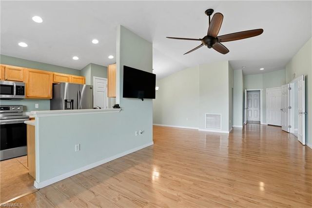 2427 Woodbourne PL, Cape Coral, FL 33991