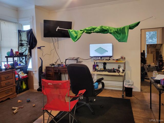 817 River Avenue, Iron Mountain, MI 49801