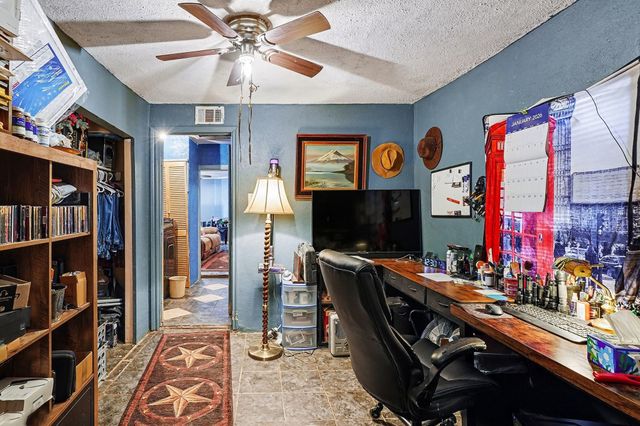 2919 NW 23rd Street, Fort Worth, TX 76106