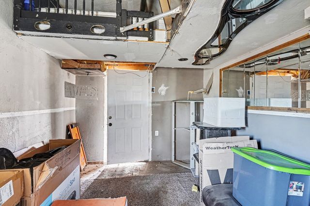 2919 NW 23rd Street, Fort Worth, TX 76106