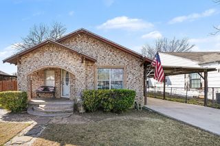 2919 NW 23rd Street, Fort Worth, TX 76106