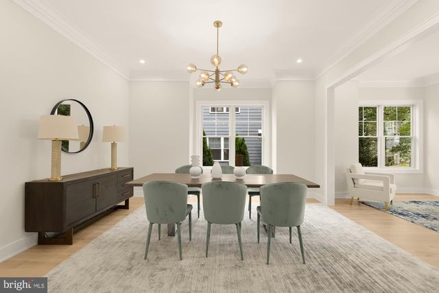 9512 FOREST RD, Bethesda, MD 20814