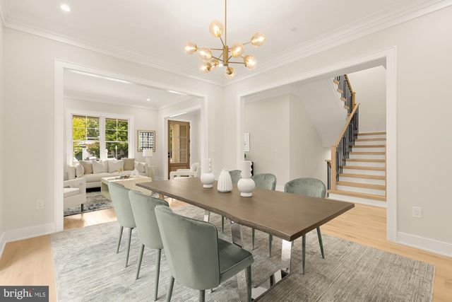 9512 FOREST RD, Bethesda, MD 20814