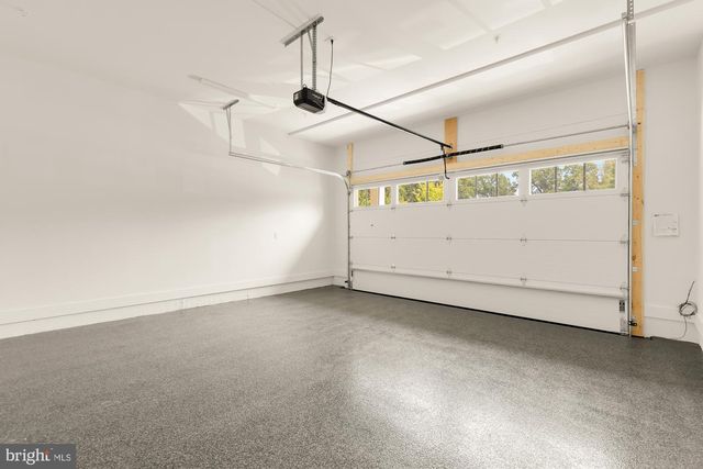 9512 FOREST RD, Bethesda, MD 20814