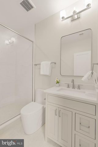 9512 FOREST RD, Bethesda, MD 20814