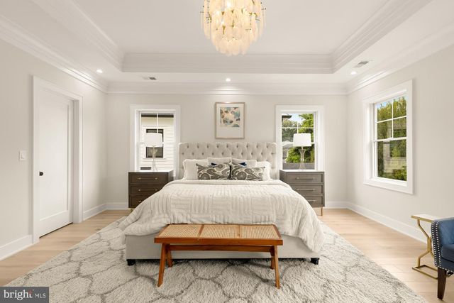 9512 FOREST RD, Bethesda, MD 20814
