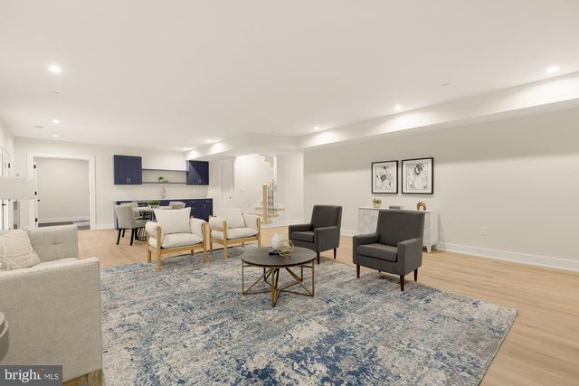 9512 FOREST RD, Bethesda, MD 20814