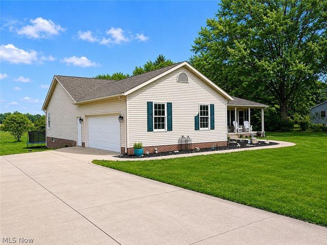 4777 Waterloo Road, Atwater, OH 44201
