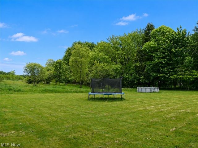 4777 Waterloo Road, Atwater, OH 44201