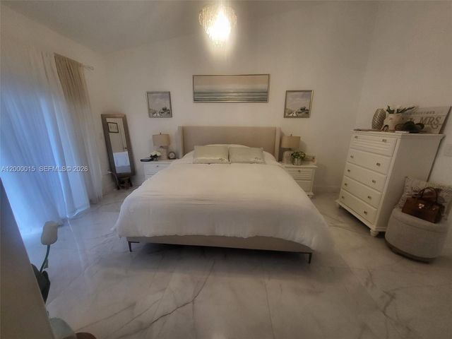 15359 SW 43rd Ln, Miami, FL 33185