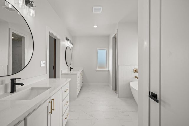 9425 County Road 5300, Shallowater, TX 79363