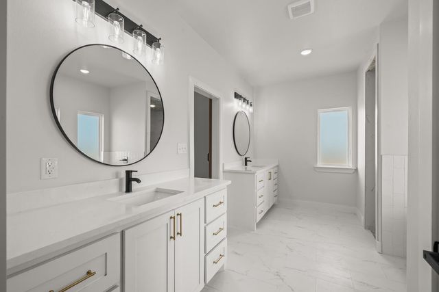 9425 County Road 5300, Shallowater, TX 79363