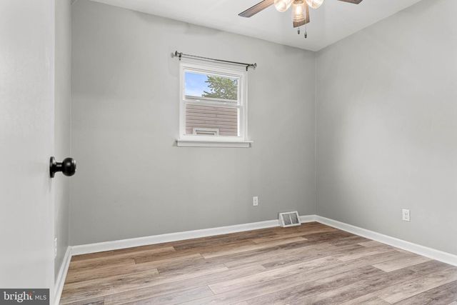 1729 N HILLS DR, Norristown, PA 19401