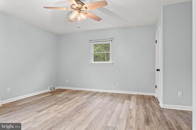 1729 N HILLS DR, Norristown, PA 19401