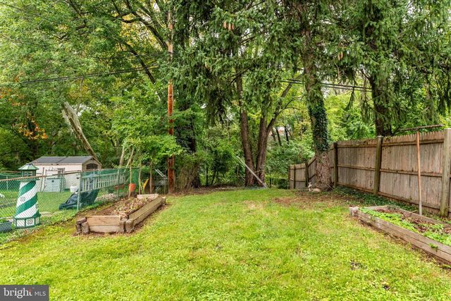 1729 N HILLS DR, Norristown, PA 19401