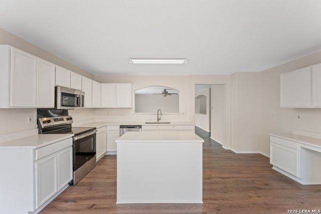 3445 WHISPER BLF, Schertz, TX 78108