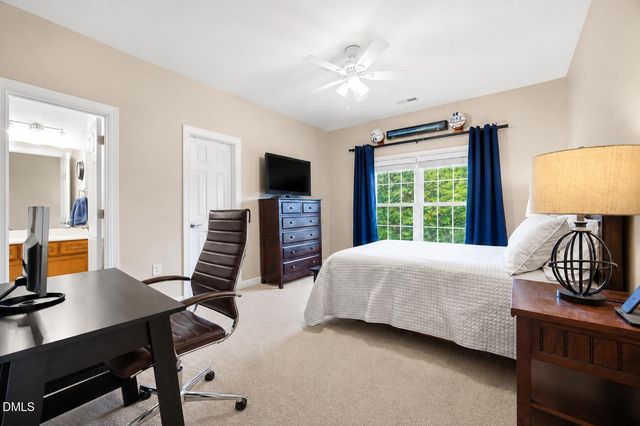 4317 Taylor Hall Place, Chapel Hill, NC 27517