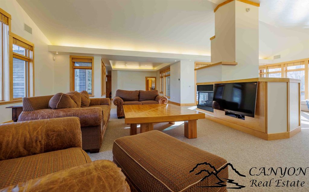 40 Castle Rock Rd, Cody, WY 82414 photo 13