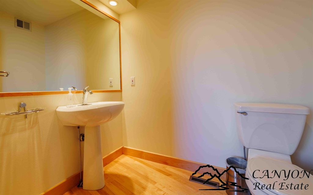 40 Castle Rock Rd, Cody, WY 82414 photo 48