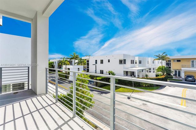 7535 NW 98th Ave 7535, Doral, FL 33178