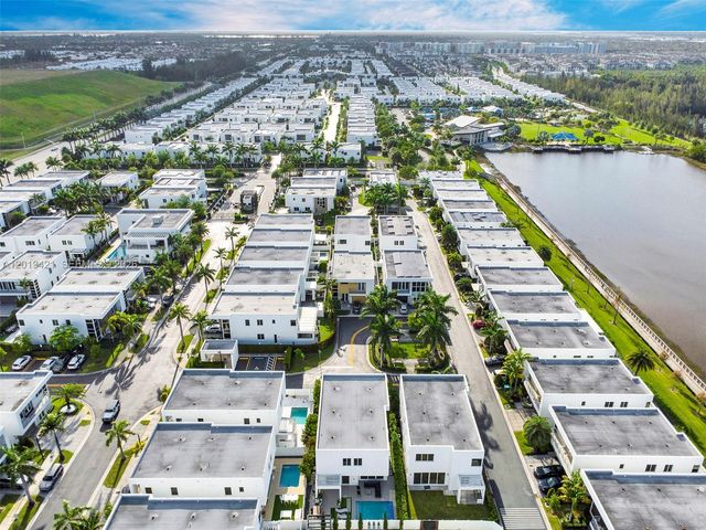 7535 NW 98th Ave 7535, Doral, FL 33178