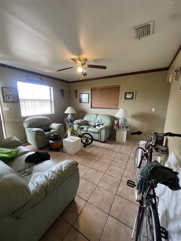 10781 SW 221st St, Miami, FL 33170