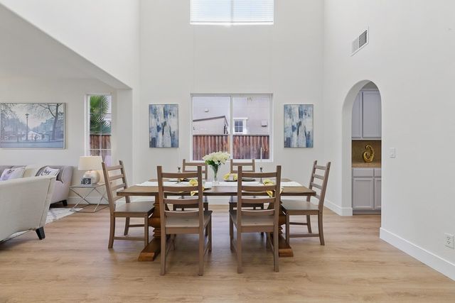 2342 Winchester Loop, Discovery Bay, CA 94505