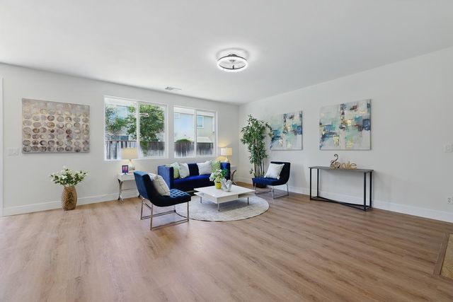 2342 Winchester Loop, Discovery Bay, CA 94505