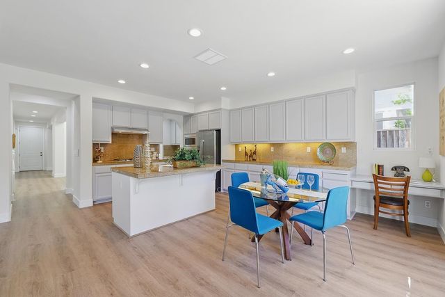 2342 Winchester Loop, Discovery Bay, CA 94505