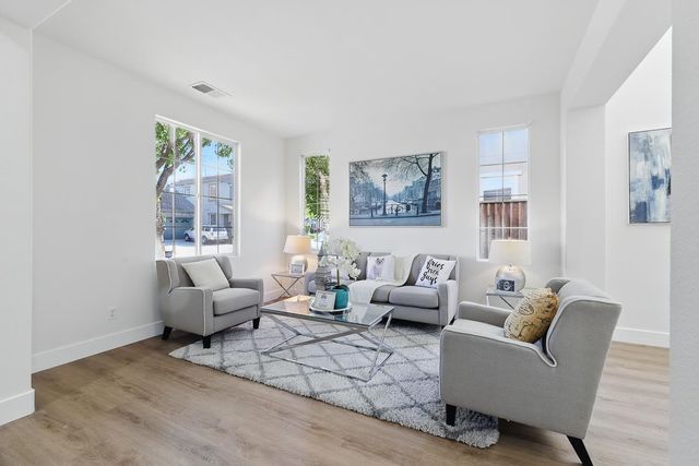 2342 Winchester Loop, Discovery Bay, CA 94505