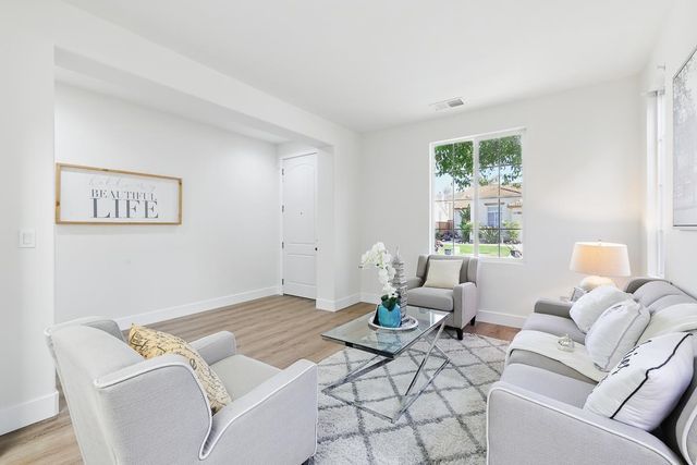 2342 Winchester Loop, Discovery Bay, CA 94505