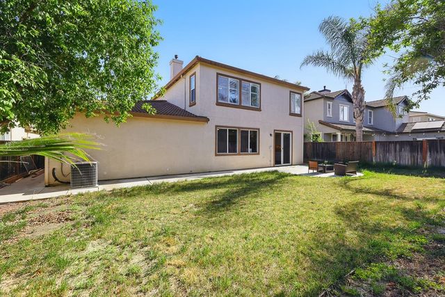 2342 Winchester Loop, Discovery Bay, CA 94505