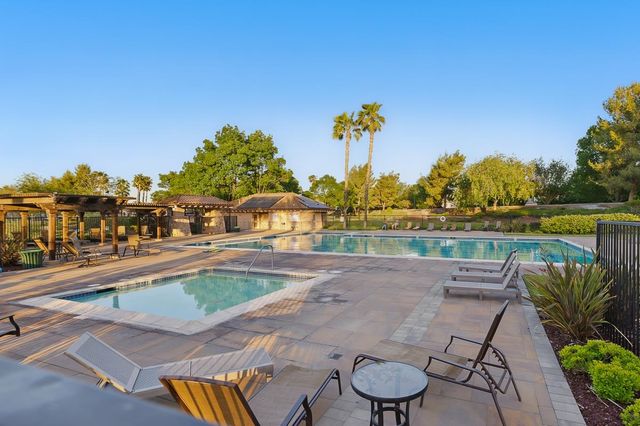 2342 Winchester Loop, Discovery Bay, CA 94505