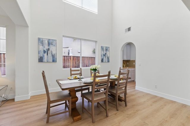 2342 Winchester Loop, Discovery Bay, CA 94505