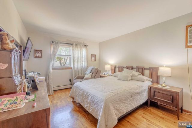 609 Schuyler Avenue, Kearny, NJ 07032
