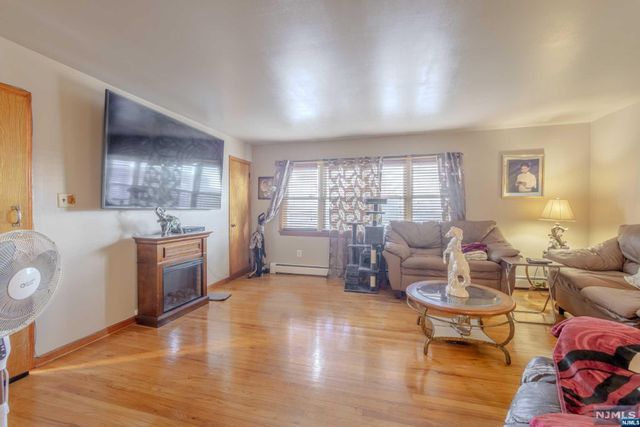 609 Schuyler Avenue, Kearny, NJ 07032