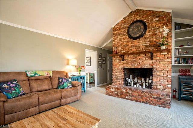 5309 Brittainywood Road, Kernersville, NC 27284