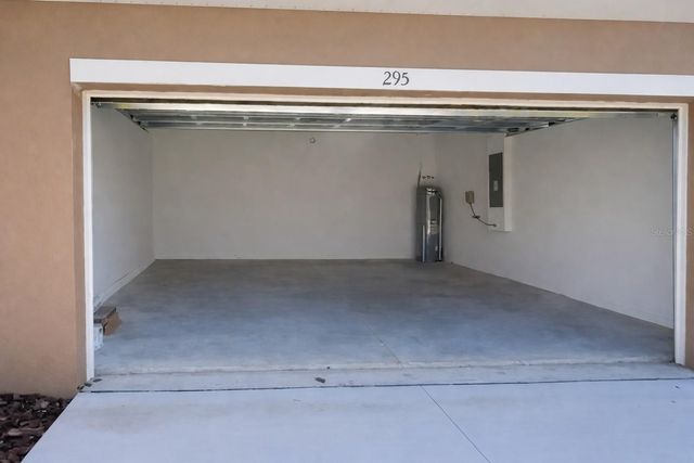 295 TAYLOR GROVES STREET, Lake Wales, FL 33898