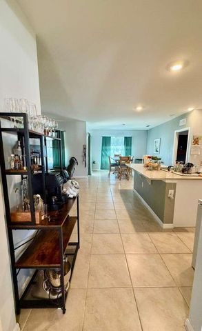 295 TAYLOR GROVES STREET, Lake Wales, FL 33898